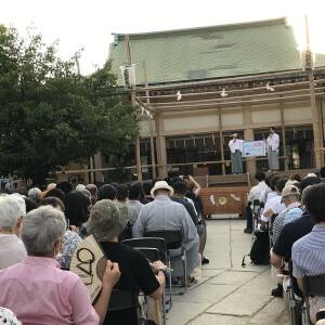 生國魂(いくたま)神社で「大阪薪能(たきぎのう)」が開催されました。